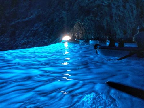 義大利卡布里島 ISOLA DI CAPRI 必玩 - Grotta Azzurra 藍洞