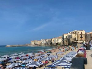 義大利切法盧 Cefalù 必玩 - Spiaggia di Cefalù = Spiaggia Libera 海灘