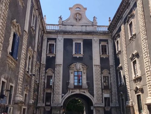 義大利卡塔尼亞 Catania 必玩 - Palazzo dei Chierici 神學院