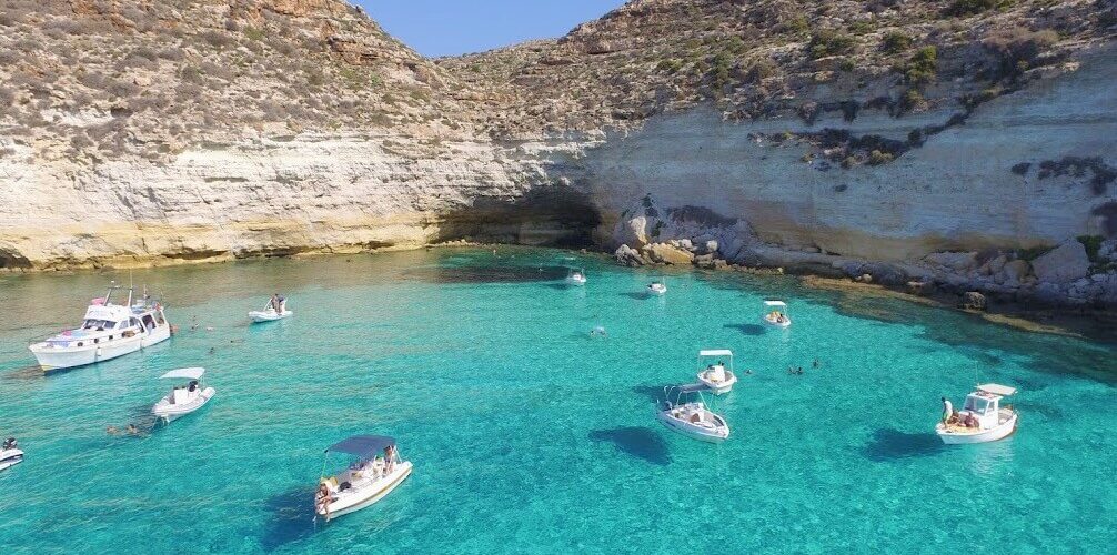 義大利蘭佩杜薩島 Isola di Lampedusa 必玩 - La Tabaccara 飛船海灣
