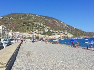 義大利利帕里島 ISOLA DI LIPARI 必玩 - Spiaggia di Canneto 坎內托海灘