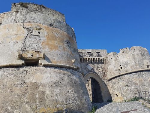 義大利米拉佐 Milazzo (西西里語 Milazzu) 必玩 - Castello di Milazzo 米拉佐城堡