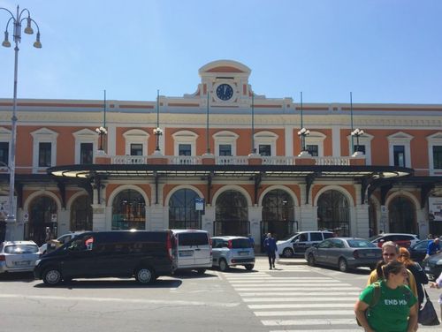 義大利巴里 Bari (巴里方言 Bare) - Stazione di Bari Centrale 巴里中央車站