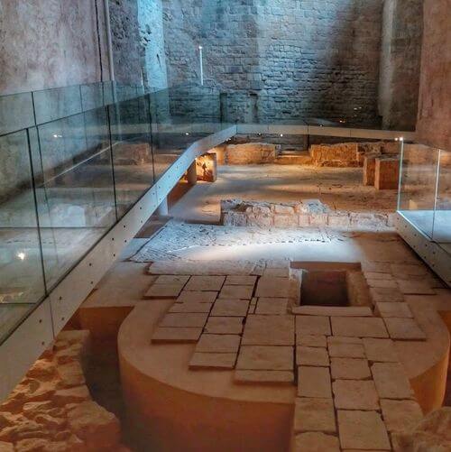 義大利巴里 Bari (巴里方言 Bare) 必玩 - Museo Archeologico di Santa Scolastica 聖斯科拉塔考古博物館