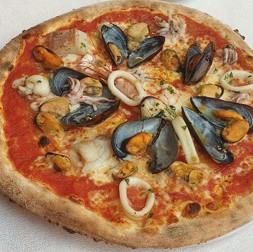 義大利威尼斯 馬爾切西內 Malcesine 必吃 - Pizzeria Ristorante Caminetto