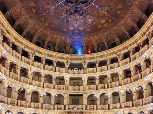義大利波隆那 = 博洛尼亞 Bologna 必玩 - Teatro Comunale di Bologna 波隆那市政歌劇院 = 博洛尼亞市政歌劇院