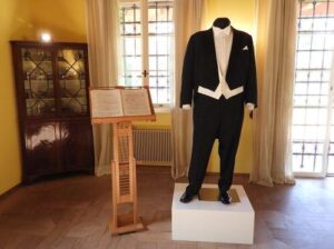 義大利摩德納 = 蒙地拿 Modena必玩 - Casa Museo Luciano Pavarotti 盧西亞諾·帕瓦羅蒂故居博物館