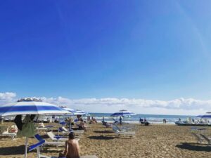 義大利里米尼 Rimini必玩 - Spiaggia Libera 里米尼自由海灘