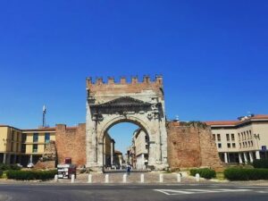 義大利里米尼 Rimini必玩 - Arco di Augusto 奧古斯都拱門