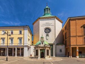 義大利里米尼 Rimini必玩 - Tempietto di Sant'Antonio 聖安多尼小堂 = 聖安東尼奧神廟 (= Chiesa Dei Paolotti)