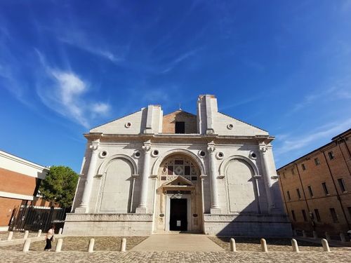 義大利里米尼 Rimini必玩 - Tempio Malatestiano 馬拉泰斯塔教堂 = 馬拉泰斯塔神廟 (= Cattedrale di Rimini 里米尼大教堂)
