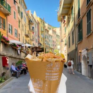 義大利Cinque Terre 五漁村 = 五鄉地必吃 - Tutti Fritti - Riomaggiore