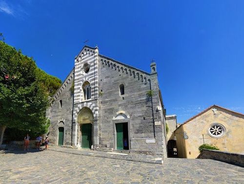義大利Porto Venere = Portovenere 韋內雷港 = 維內雷港必玩 - Chiesa di San Lorenzo 聖洛倫索教堂 = Santuario della Madonna Bianca 白聖母聖殿