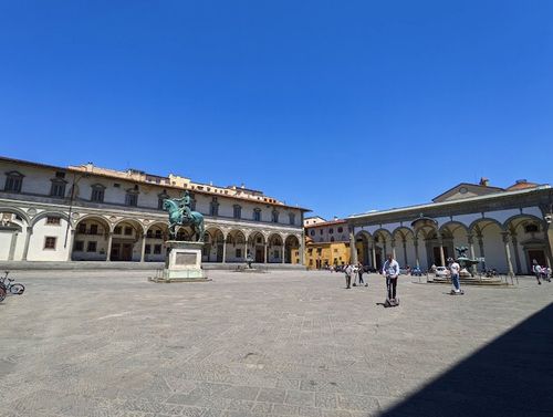 義大利佛羅倫斯 = 佛羅倫薩 = 翡冷翠 Florence = Fiorenza = Firenze 必玩 - Piazza della Santissima Annunziata 聖母領報廣場
