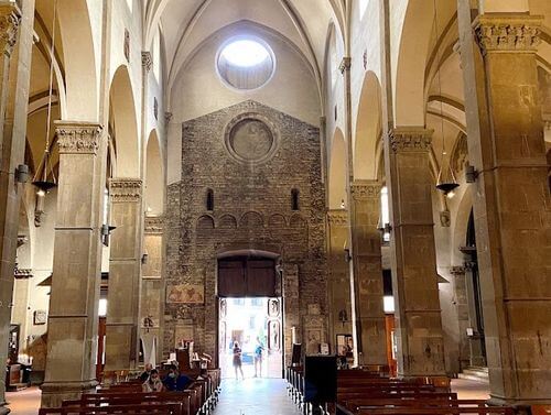 義大利佛羅倫斯 = 佛羅倫薩 = 翡冷翠 Florence = Fiorenza = Firenze 必玩 - Basilica di Santa Trinita 天主聖三聖殿