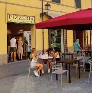 義大利比薩 Pisa 必吃 - Pizzeria i Due Capperi