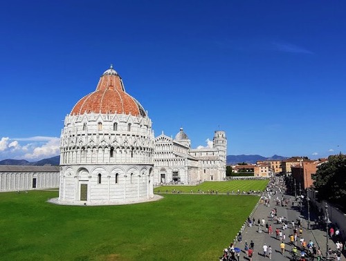 義大利比薩 Pisa 必玩 - Piazza dei Miracoli 奇蹟廣場 (= Piazza del Duomo 比薩大教堂廣場)