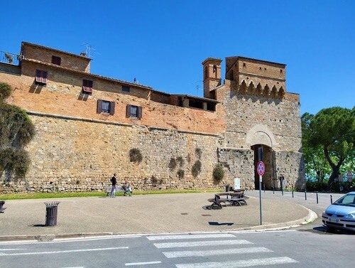 義大利San Gimignano 聖吉米尼亞諾 = 聖吉米納諾必玩 - Mura di San Gimignano 聖吉米尼亞諾城牆古城牆 - Porta San Giovanni (= Porta Senese)