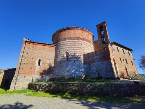 義大利西恩納 = 錫耶納 Siena 必玩 - Cappella di San Galgano a Montesiepi 蒙特謝皮的聖加爾加諾教堂