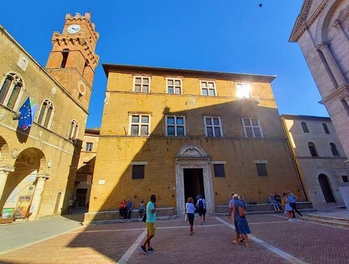 義大利Pienza 皮恩扎必玩 - Palazzo Borgia 波吉亞宮 = Museo Diocesano 教區博物館 = Palazzo Vescovile 主教宮
