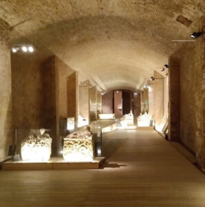 義大利西恩納 = 錫耶納 Siena 必玩 - Museo Archeologico Nazionale di Siena 錫耶納國家考古博物館