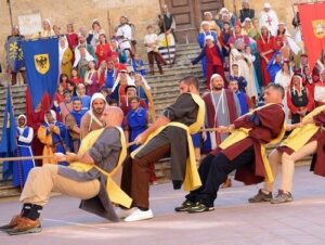 義大利San Gimignano 聖吉米尼亞諾 = 聖吉米納諾必玩 - Ferie delle Messi 中世紀豐收節