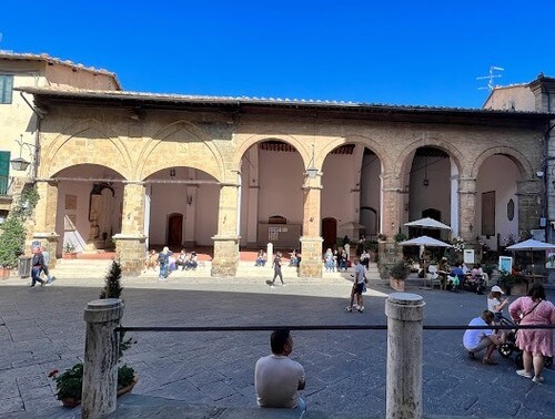 義大利Montalcino 蒙達奇諾 = 蒙塔奇諾必玩 - Palazzo dei Priori 普里奧雷宮 = Palazzo Comunale 市政宮