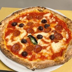 義大利 Perugia 佩魯賈必吃 - Pizzeria Mediterranea