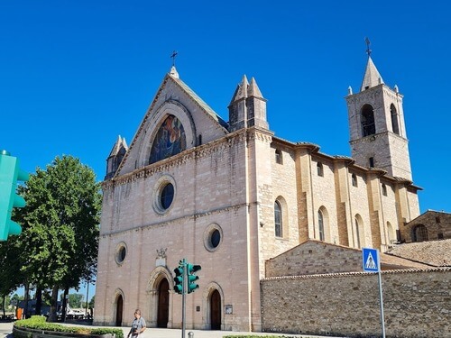 義大利 Assisi 阿西西 = 亞西西必玩 - Santuario del Sacro Tugurio di Rivotorto 里沃托托神聖小屋修道院