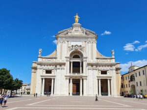義大利 Assisi 阿西西 = 亞西西必玩 - Basilica di Santa Maria degli Angeli 天使之后聖殿 = 天使聖母聖殿