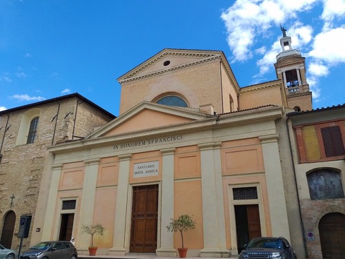義大利 Foligno 福利尼奧必玩 - Santuario Santa Angela da Foligno e Chiesa di San Francesco 聖安吉拉聖所和聖弗朗西斯科教堂