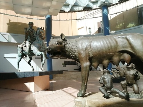 義大利 Rome 羅馬 (義語 Roma) 必玩 - Musei Capitolini 卡比托利歐博物館 = 卡皮托里尼博物館 - Statua Equestre di Marco Aurelio 馬可·奧勒留騎馬青銅像