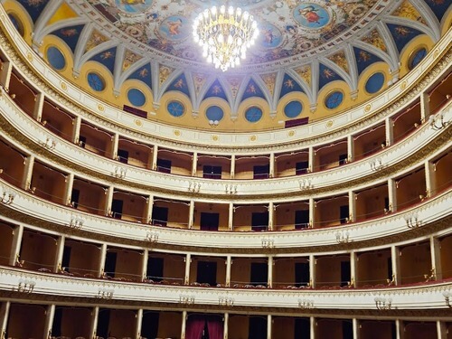 義大利 Orvieto 奧爾維耶托必玩 - Teatro Mancinelli Orvieto 奧爾維耶托曼西內利劇院