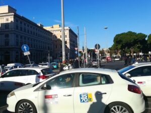 義大利 Rome 羅馬 (義語 Roma) 必玩 - Radio Taxi 計程車