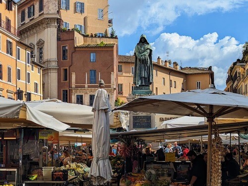 義大利羅馬Rome (Roma)必玩 - 必逛購物攻略 - Mercato Campo de' Fiori 鮮花廣場