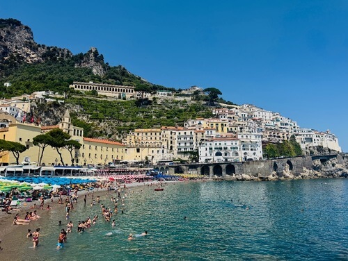 義大利阿瑪菲 Amalfi 必玩 - La Spiaggia di Marina Grande ad Amalfi = Tonino ò beach