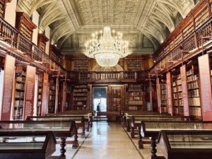 義大利Milan 米蘭 (義語 Milano) 必玩 - Accademia di Belle Arti di Brera 布雷拉美術學院 = 國立米蘭美術學院 = Accademia di Brera = Palazzo di Brera = Pinacoteca di Brera 布雷拉美術館 = 布雷拉畫廊 = Cortile d'onore del Palazzo di Brera 布雷拉宮榮譽庭院 = Biblioteca Nazionale Braidense di Brera 布雷拉國立圖書館 = Biblioteca Nazionale Braidense = Orto Botanico di Brera 布雷拉植物園 = Hortus Botanicus Braidensis = Museo Astronomico di Brera 布雷拉天文博物館 = Museo Astronomico-Orto Botanico di Brera = INAF - Osservatorio Astronomico di Brera = Palazzo Citterio 奇特里奧宮