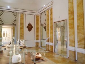 義大利Milan 米蘭 (義語 Milano) 必玩 - Accademia di Belle Arti di Brera 布雷拉美術學院 = 國立米蘭美術學院 = Accademia di Brera = Palazzo di Brera = Pinacoteca di Brera 布雷拉美術館 = 布雷拉畫廊 = Cortile d'onore del Palazzo di Brera 布雷拉宮榮譽庭院 = Biblioteca Nazionale Braidense di Brera 布雷拉國立圖書館 = Biblioteca Nazionale Braidense = Orto Botanico di Brera 布雷拉植物園 = Hortus Botanicus Braidensis = Museo Astronomico di Brera 布雷拉天文博物館 = Museo Astronomico-Orto Botanico di Brera = INAF - Osservatorio Astronomico di Brera = Palazzo Citterio 奇特里奧宮
