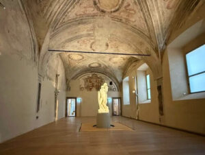 義大利Milan 米蘭 (義語 Milano) 必玩 - Castello Sforzesco 斯福爾扎城堡 = 斯福爾扎古堡 = Castello di Porta Giovia = Musei del Castello Sforzesco 斯福爾扎城堡博物館 = Museo della Pietà Rondanini 隆達尼尼聖殤博物館 = Cortile della Rocchetta 羅凱塔庭院 = Piazza Castello 城堡廣場 = 卡斯特羅廣場 = Fontana di Piazza Castello (= Turta di spus)