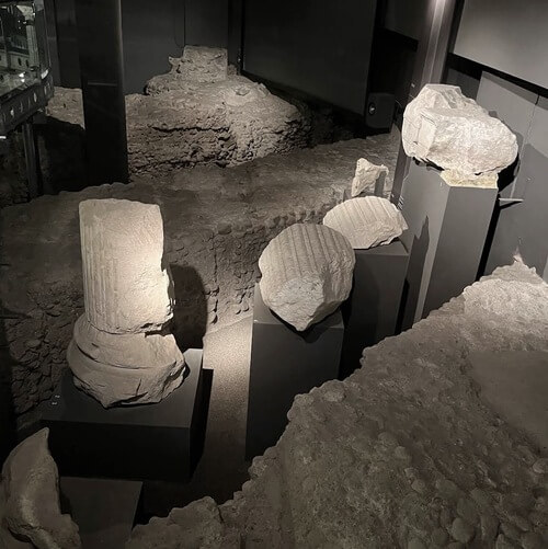 義大利Milan 米蘭 (義語 Milano) 必玩 - Museo Sensibile del teatro romano 羅馬劇院博物館 = Palazzo Ercole Turati = Palazzo Francesco