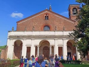 義大利Milan 米蘭 (義語 Milano) 必玩 - Abbazia di Chiaravalle Milanese 齊亞拉瓦萊修道院 = 基亞拉瓦萊修道院 = Monastero di Santa Maria di Chiaravalle