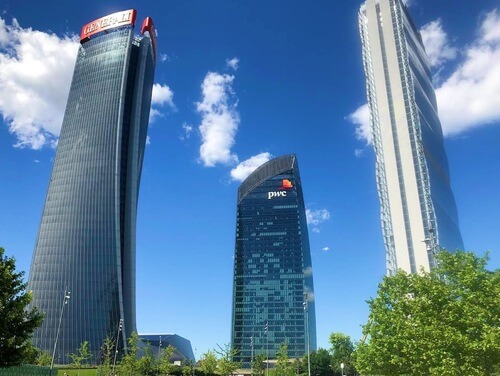 義大利Milan 米蘭 (義語 Milano) 必玩 - CityLife Shopping District 城市生活購物區 = Piazza Tre Torri = Parco Tre Torri 三塔公園 = Parco Citylife = Fontana delle Quattro Stagioni 四季噴泉