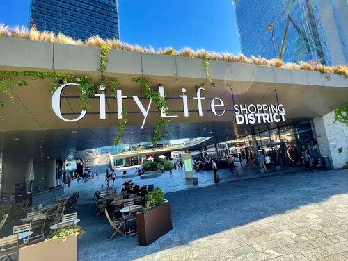 義大利Milan 米蘭 (義語 Milano) 必玩 - CityLife Shopping District 城市生活購物區 = Piazza Tre Torri = Parco Tre Torri 三塔公園 = Parco Citylife = Fontana delle Quattro Stagioni 四季噴泉