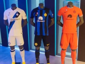 義大利Milan 米蘭 (義語 Milano) 必玩 - 1908 Inter HQ = Sede dell'Inter 國際米蘭總部 = Football Club Internazionale Milano (= FC Internazionale Milano) 國際米蘭足球俱樂部