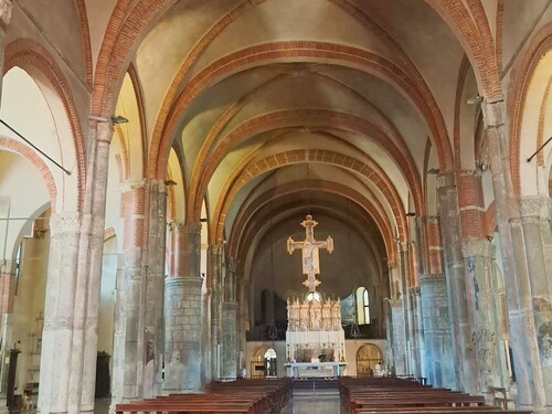 義大利Milan 米蘭 (義語 Milano) 必玩 - Basilica di Sant’Eustorgio 聖歐斯托焦大教堂 = 聖尤斯托吉奧聖殿 = Chiostri di Sant’Eustorgio = Museo della Basilica di Sant’Eustorgio 聖歐斯托焦聖殿博物館 = Museo di Sant'Eustorgio = Cappella dei Magi 賢士禮拜堂 = 三王禮拜堂 = Cappella Portinari 波爾蒂納里禮拜堂 = 波爾蒂納裡禮拜堂 = Museo Diocesano Carlo Maria Martini 卡洛·瑪麗亞·馬蒂尼教區博物館 = Museo Diocesano di Milano