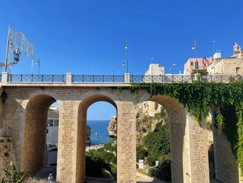 義大利波利尼亞諾·阿·馬雷 Polignano a Mare (巴里方言 Peghegnéne a Mare)必玩 - Ponte di Polignano (Ponte Borbonico su Lama Monachile) 波利尼亞諾橋