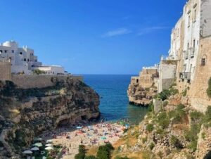 義大利波利尼亞諾·阿·馬雷 Polignano a Mare (巴里方言 Peghegnéne a Mare)必玩 - Ponte di Polignano (Ponte Borbonico su Lama Monachile) 波利尼亞諾橋