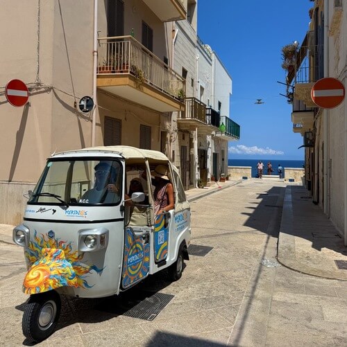 義大利波利尼亞諾·阿·馬雷 Polignano a Mare (巴里方言 Peghegnéne a Mare)必玩