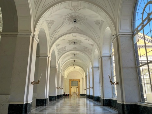 義大利拿坡里 = 那不勒斯 Naples (Napoli)必玩 -Palazzo Reale di Napoli 拿坡里王宮 = 那不勒斯王宮