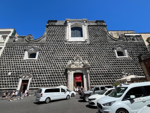 義大利拿坡里 = 那不勒斯 Naples (Napoli)必玩 -Chiesa del Gesù Nuovo 新耶穌教堂